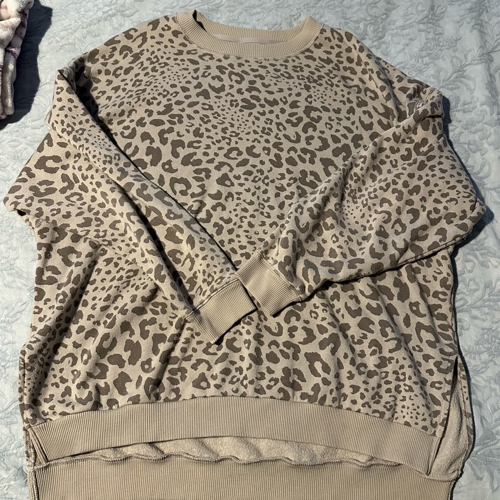 Women’s American Eagle sweater